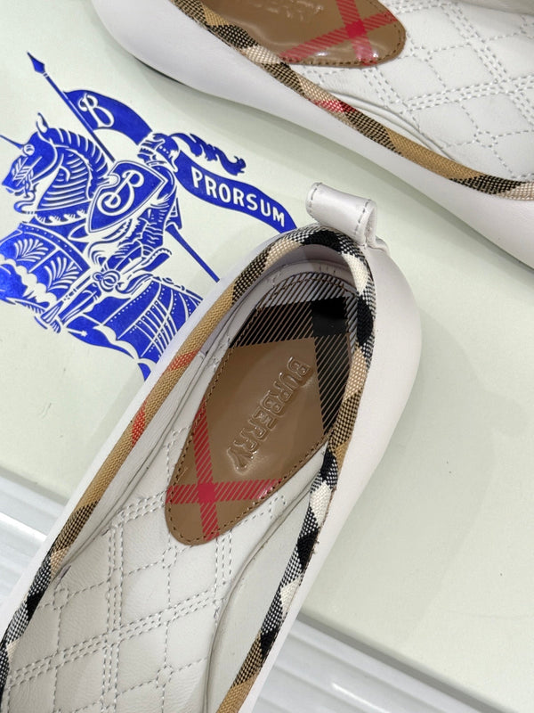 Burberry Robin Ballet Flats White Leather 956166