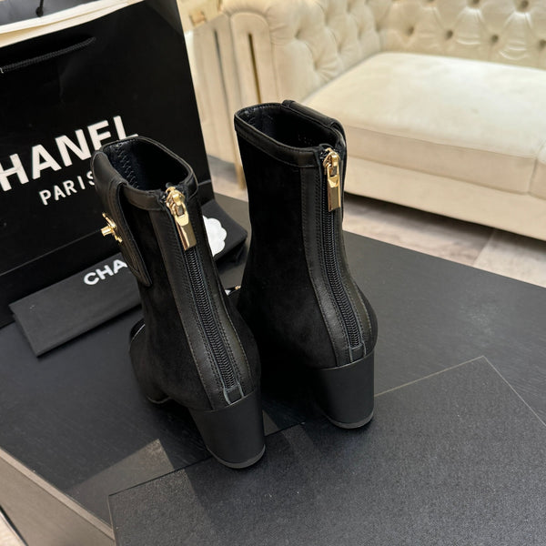 CC Ankle Boots White Square Toe Black Suede Leather 958072