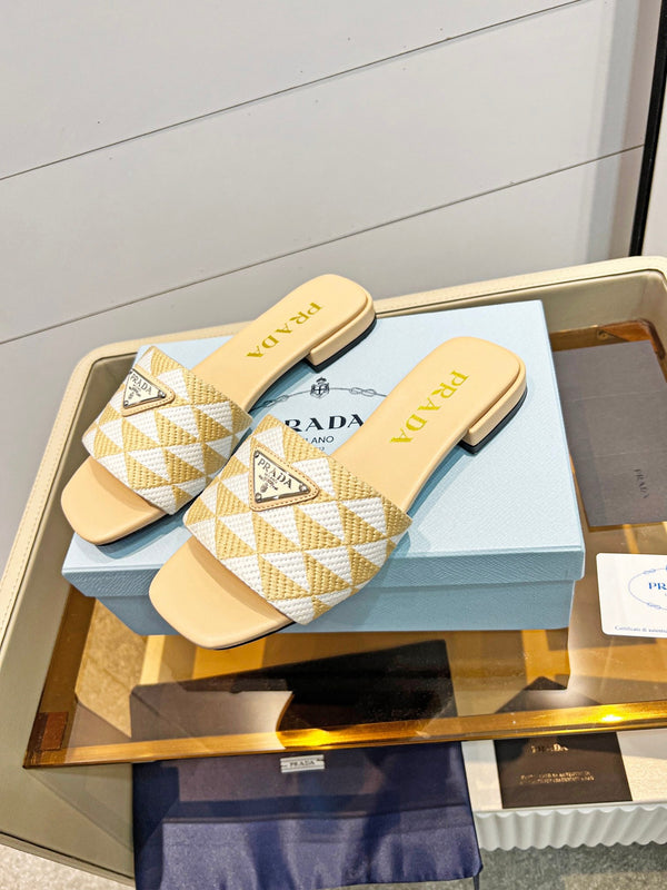 Prad 26s Enameled Metal Triangle Printed Slides White Beige Leather Cotton 986590