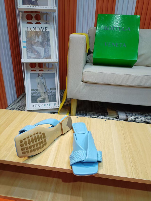 BV Riva Sandals Flat Woven Blue Leather 139881