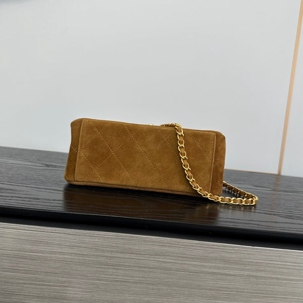 CC 26A Quilted Flap Shoulder Bag 22cm Suede