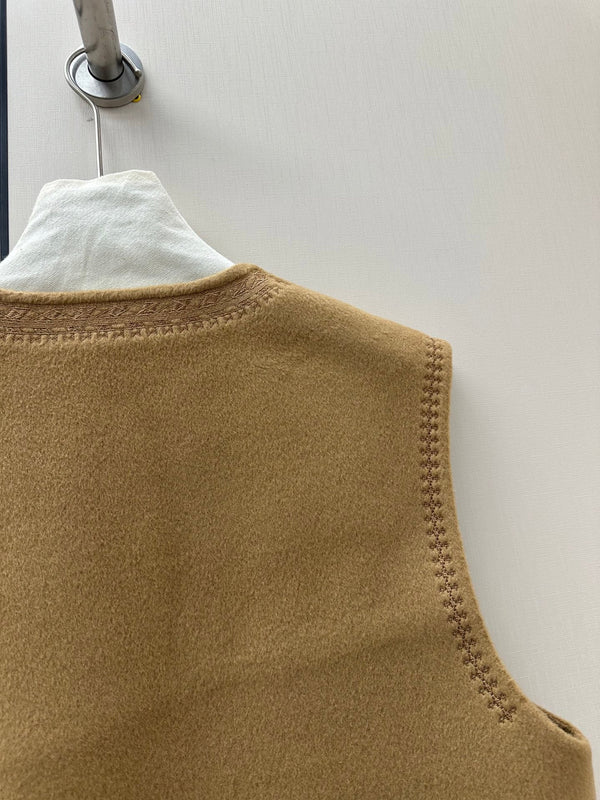 HM 26S Sleeveless Vest Round Neck Embroidery Wool Cashmere 435160