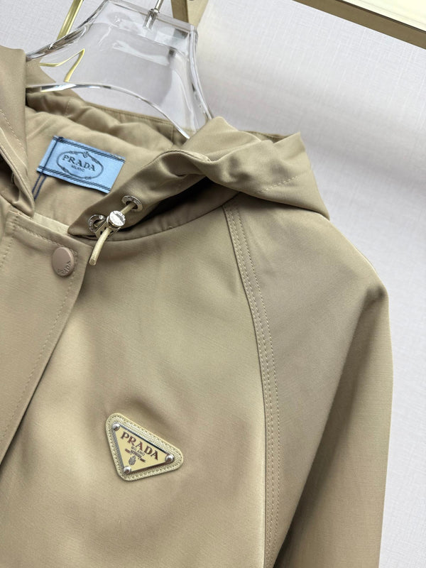 Prad 26SS Mid-Length Coat Triangle Logo Badge Drawstring Waist Beige Cotton 437536