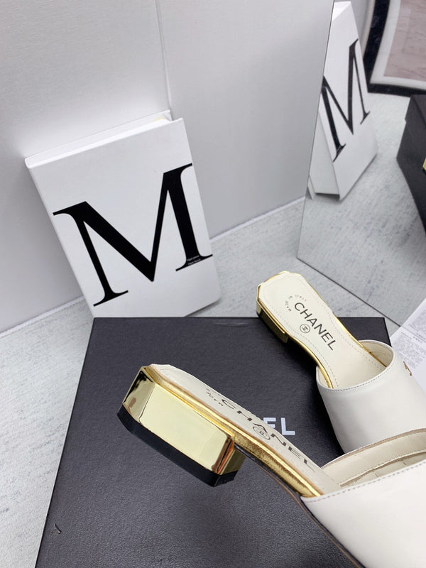 CC 26FW Slide Sandals Gold Trim Logo Leather 161722