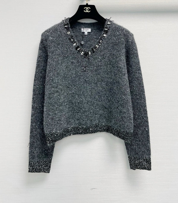 CC 26FW Crystal-Embellished Collar V-Neck Knit Sweater Polyester 440382