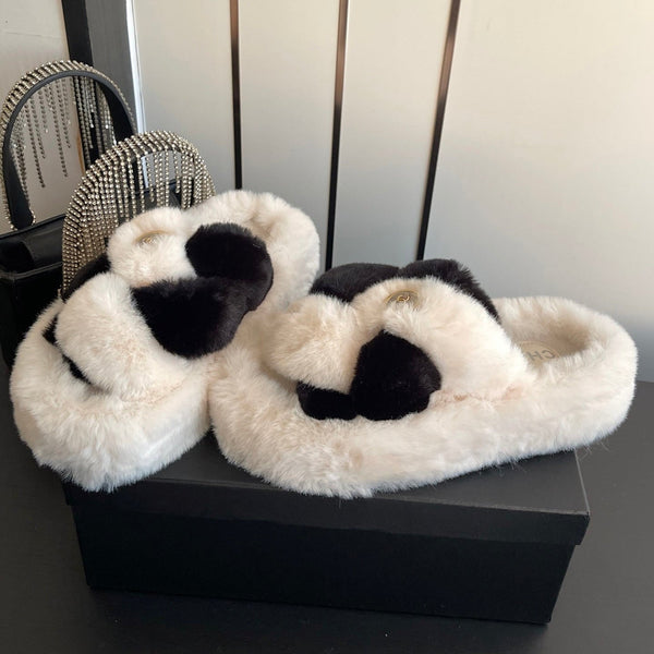 CC 26FW Cross-Strap Plush Slippers Gold Logo Faux Fur 176758