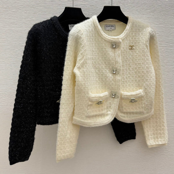 CC Bouclé Tweed Jacket Round Neck Front Buttons Patch Pockets Viscose 313538