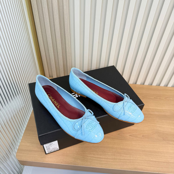 CC 26FW Bow Ballet Flats Crocodile-Embossed Patent Leather 182074