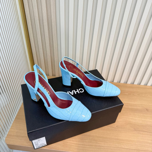 CC 26FW Slingback Pumps 9.5cm Crocodile-Embossed Patent Leather 182055