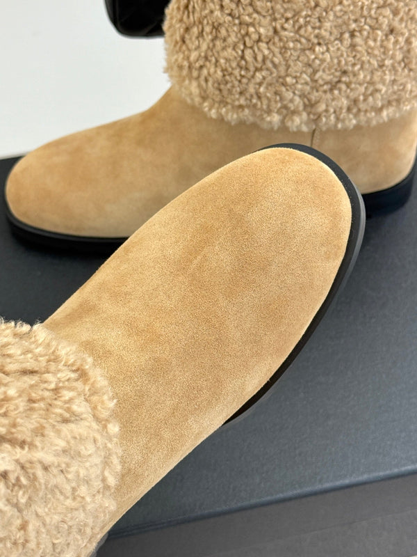 CC 26FW Low-Cut Boots Fold-Over Shearling Cuffs Leather 188554