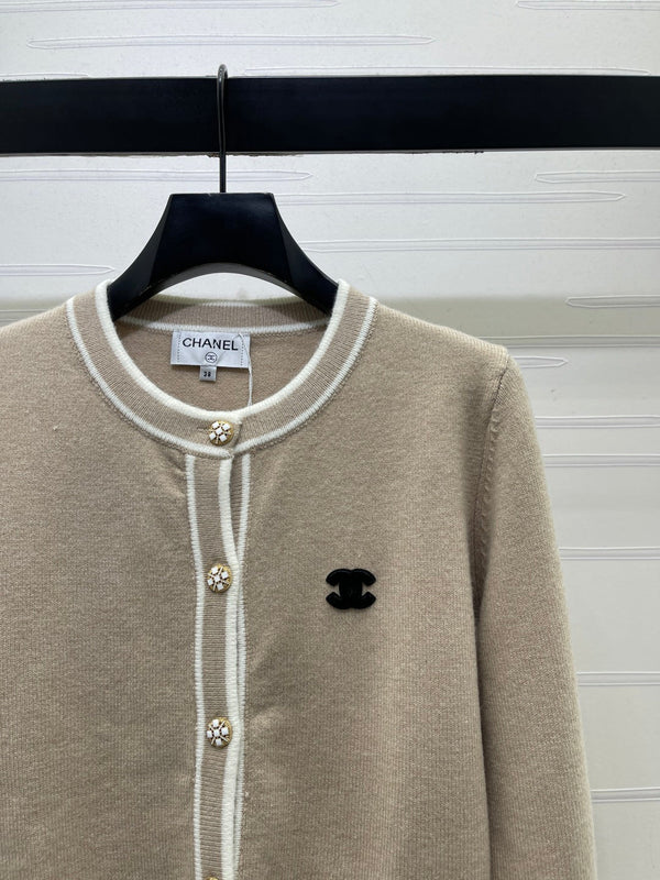 CC 26FW Contrast-Trim Crewneck Cardigan Viscose 446562