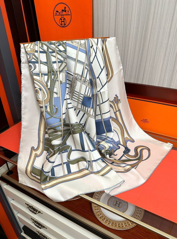 HM 26s Scarf 90x90cm Twill Silk 550752