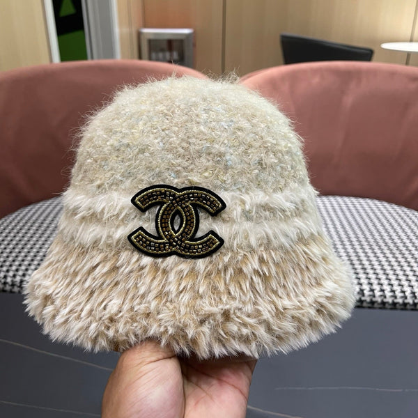 CC 26FW Bucket Hat Multicolor Faux Fur 552011