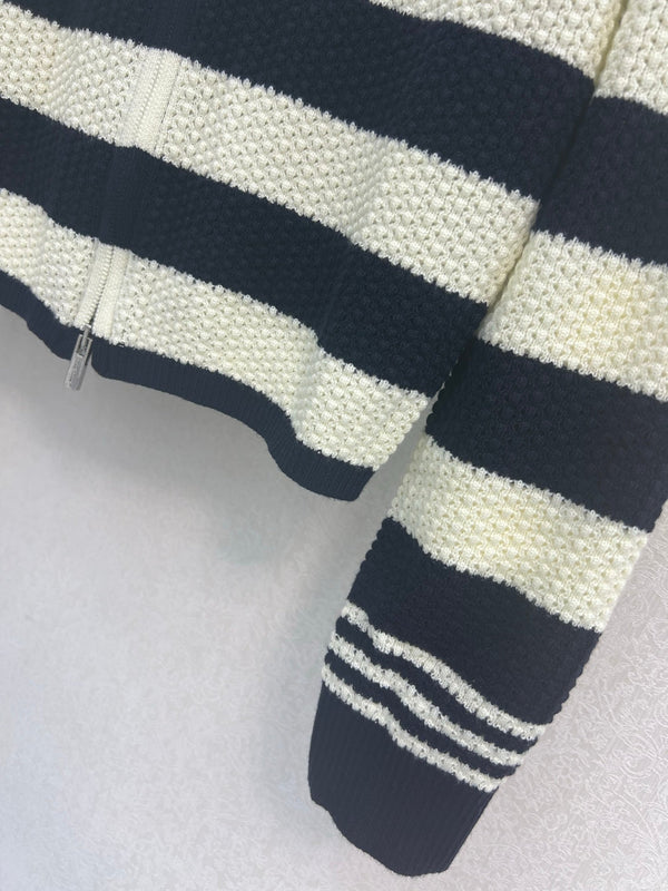 Miu 26FW Striped Zip-Up Knit Cardigan Polo Collar Logo Patch Navy Cream Wool 448154