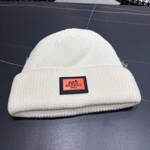 HM 26FW Beanie Hat Soft Stretch Knit 536132