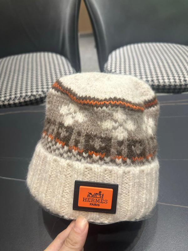 HM 26FW Beanie Hat Soft Stretch Knit 527613