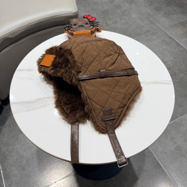 HM 26FW Trapper Hat Earflaps Quilted 453740