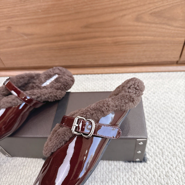 Alaia 26FW Mules Shearling Lining Patent Leather 187255