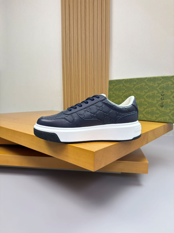 GG SNEAKER BLUE NAPPA LEATHER 194570