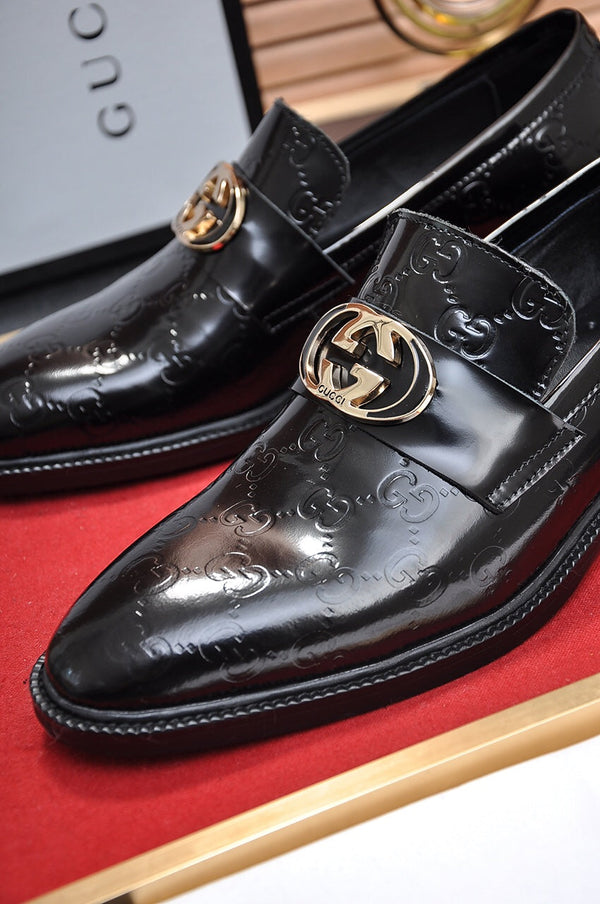GG Men's Loafer Black Embossed Cowhide 484785