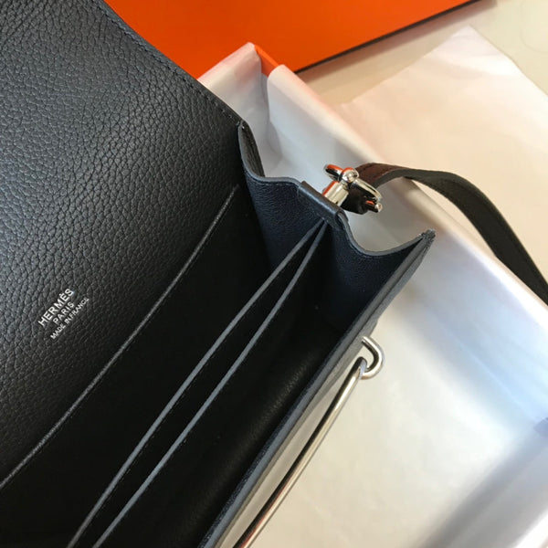 HM SAC ROULIS 18 BLACK TOGO LEATHER