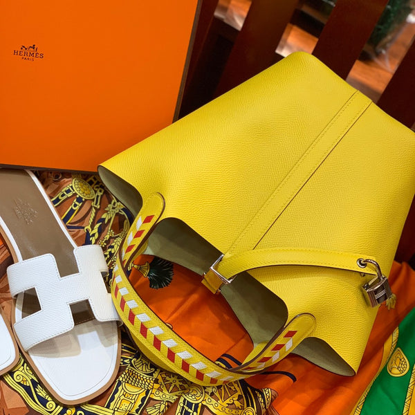 HM PICOTIN LOCK 18 LEMON EPSOM WITH BRAID STRAP