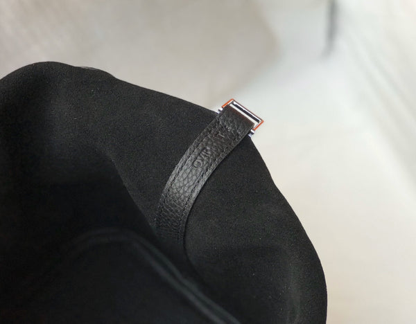 picotin lock 22 black togo shw