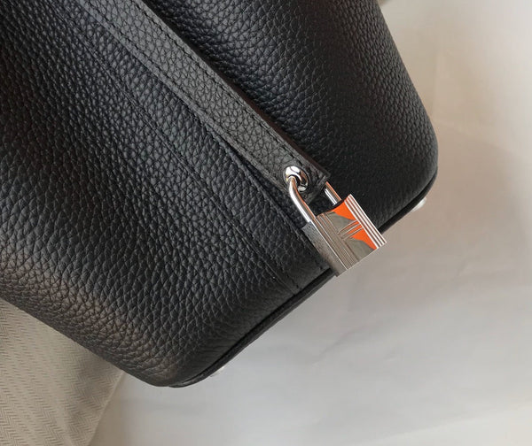 picotin lock 18 black togo shw