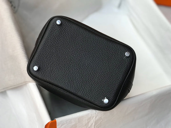 picotin lock 18 black togo shw