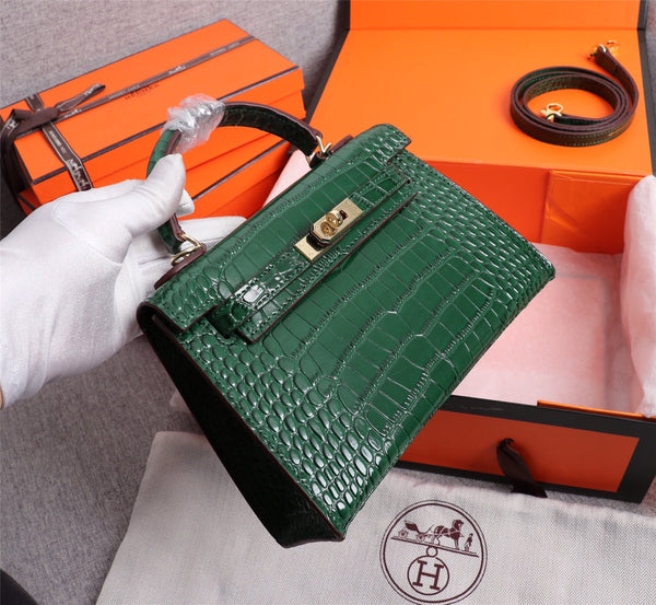 HM KELLY MINI 22 CASTLETON GREEN CROCODILE EMBOSSED CALFSKIN GOLD HARDWARE