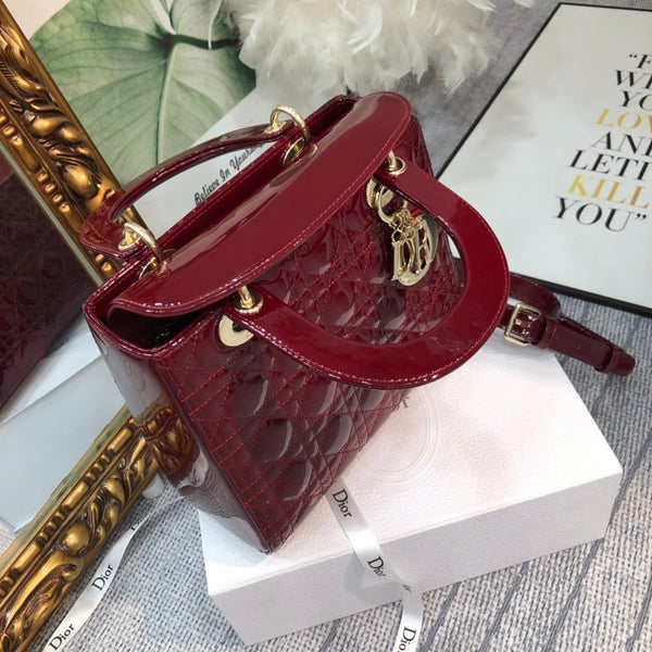 media lady 24 pelle di vitello verniciata color vino