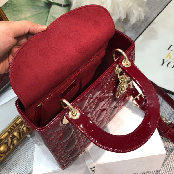 media lady 24 pelle di vitello verniciata color vino