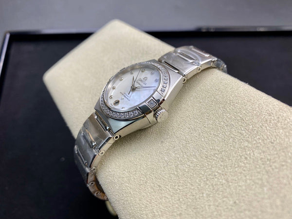 Omega Constellation 29mm Silver Mop Mother Pearl Dial