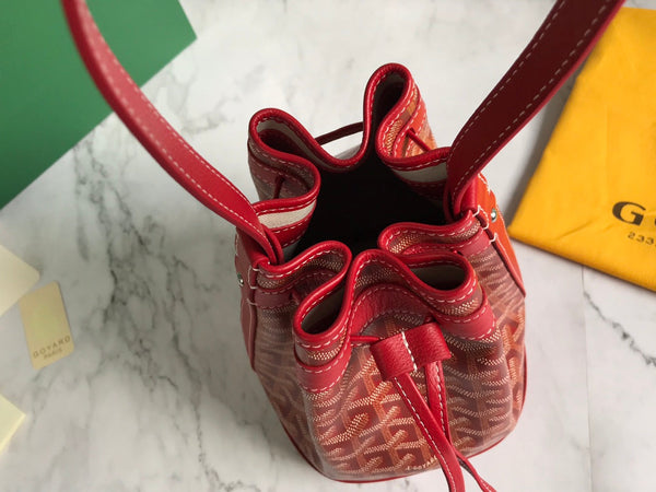 BORSA A SECCHIELLO PETIT FLOT 22 IN TELA GOYARDINE ROSSA CLASSICA E FINITURE IN PELLE DI AGNELLO