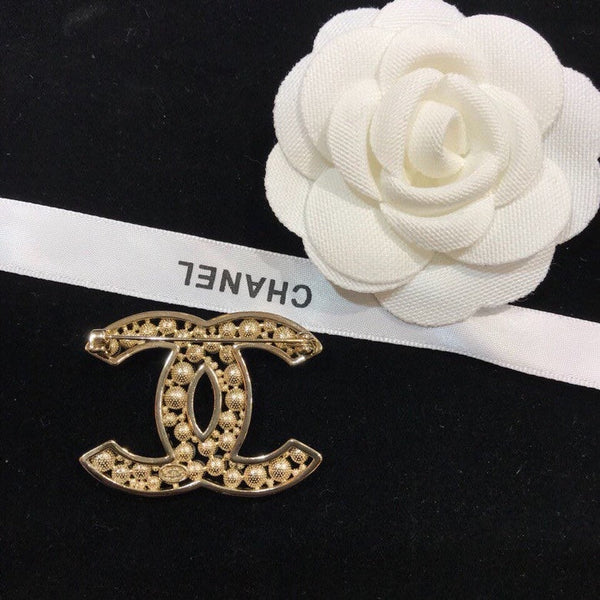CC Brooch 156080