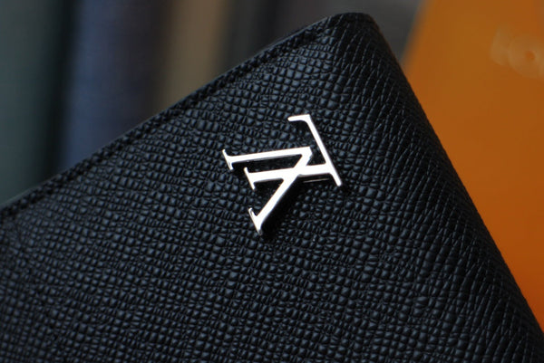 LV Dragonne Zipper Wallet Black Taiga Leather 179404