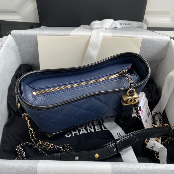 Chanel 25 Gabrielle Black Blue 20cm Calfskin 289507