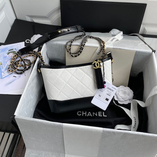 Chanel 25 Gabrielle Black White 20cm Calfskin 289506