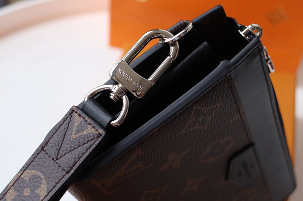 LV Dragonne Zipper Wallet Monogram Canvas & Cowhide 179407