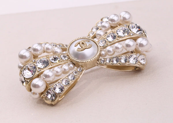 CC Brooch Gold