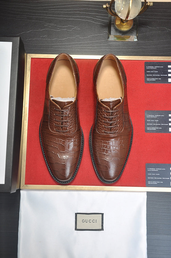 GG Men's Loafer Dark Brown Embossed Cowhide 526095