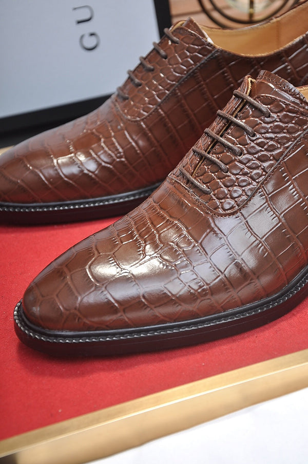 GG Men's Loafer Dark Brown Embossed Cowhide 526095