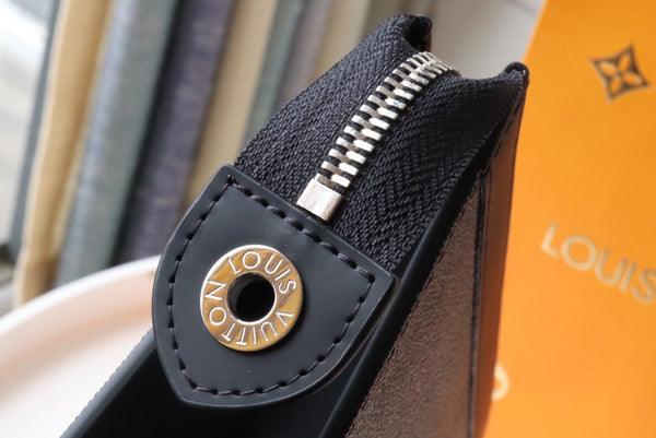 LV Pochette Voyage MM Grey Monogram Canvas 224227