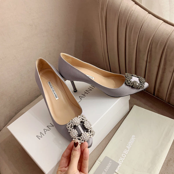 Hangisi Lilac Satin Crystal Embellished Pumps 700529