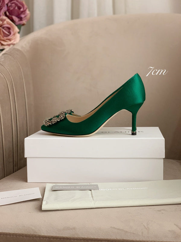 Hangisi Green Satin Crystal Embellished Pumps 700532