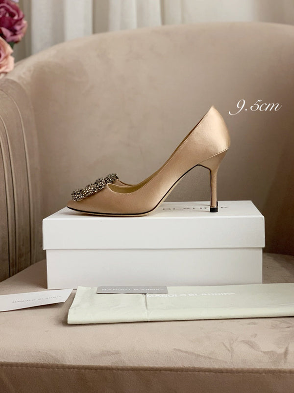 Hangisi Beige Satin Crystal Embellished Pumps 700534