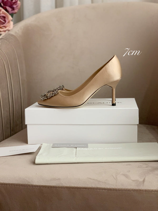 Hangisi Beige Satin Crystal Embellished Pumps 700534