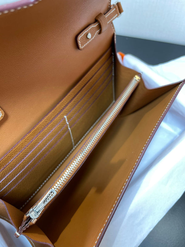 CONSTANCE TO GO 20.5 GOLD EPSOM SILVER HARDWARE