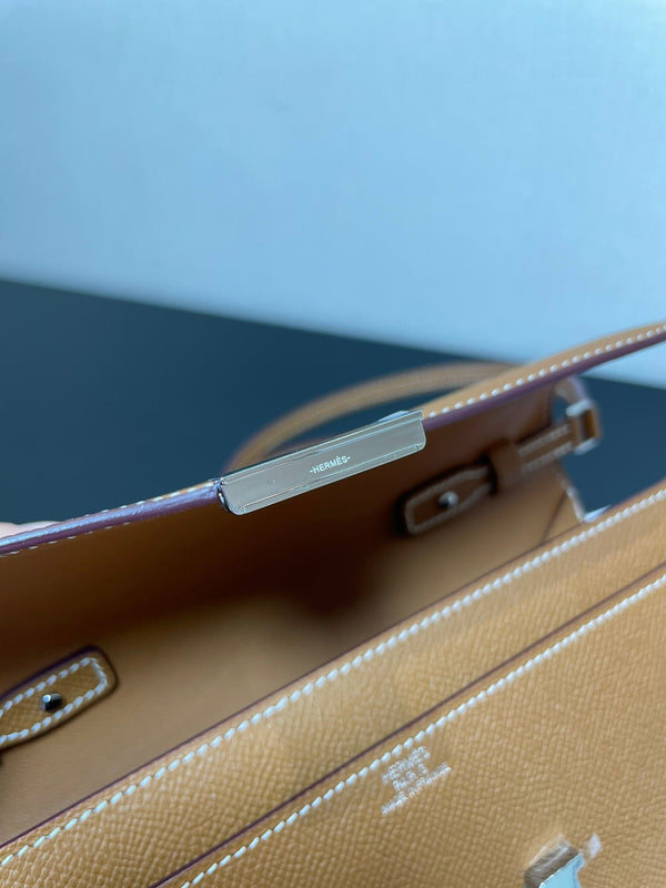 CONSTANCE TO GO 20.5 GOLD EPSOM SILVER HARDWARE