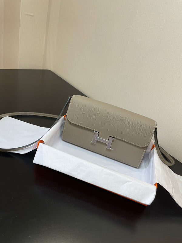 CONSTANCE TO GO 20.5 GREY EPSOM SILVER HARDWARE